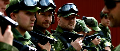 Grundläggande soldatutbilnding för frivilliga, GU-F 2014. Specialister utbildas mot Hemvärnet. Visitation efter skjutning.  