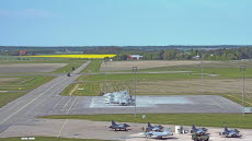 Finska NH90 samt F18 Hornet tillsammans med svenska Jas 39 Gripen vid Uppsala flygplats.